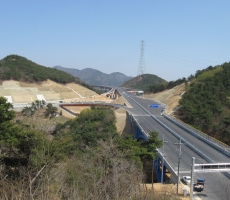 마창대교 접속도로